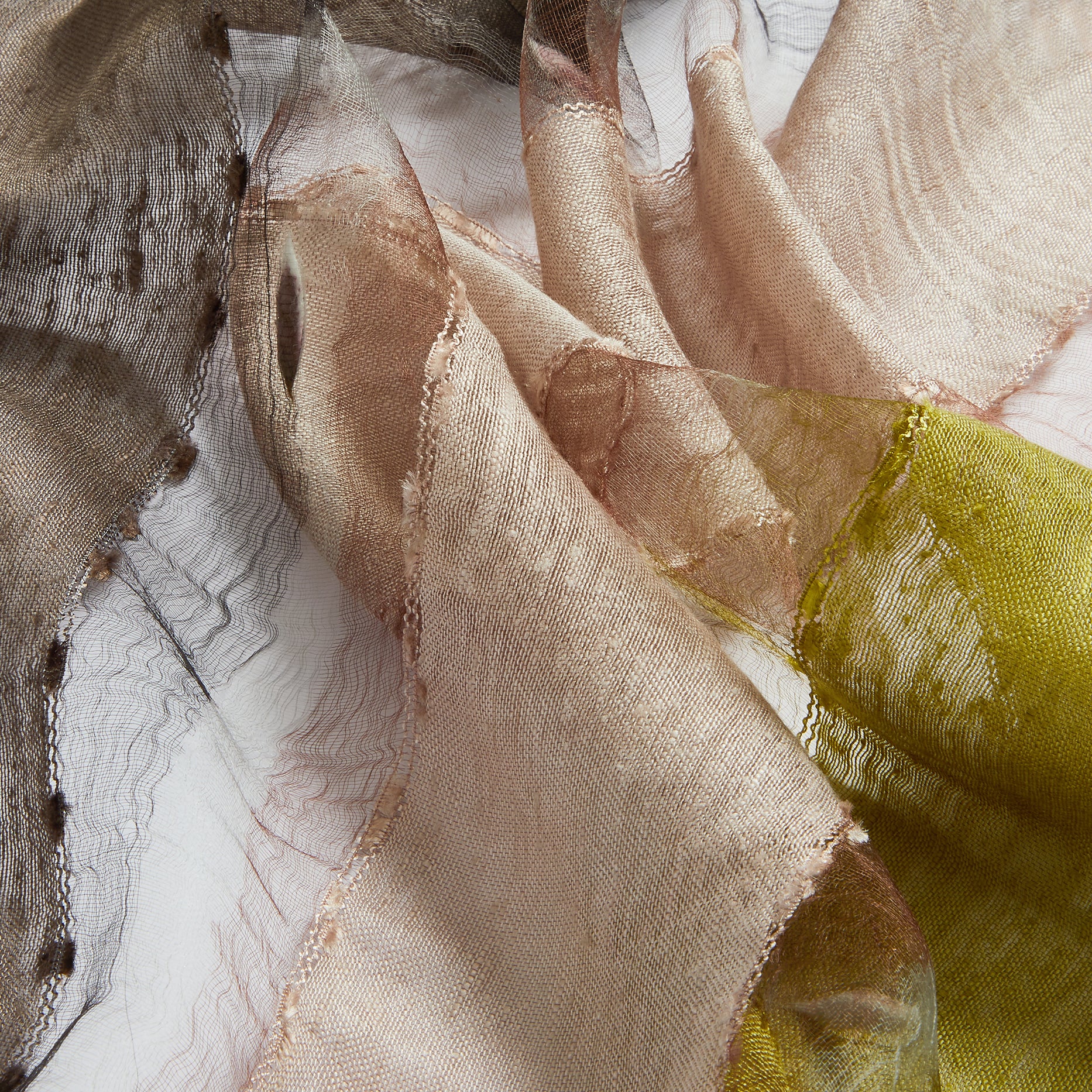 Verdant Capsule Silk Stole