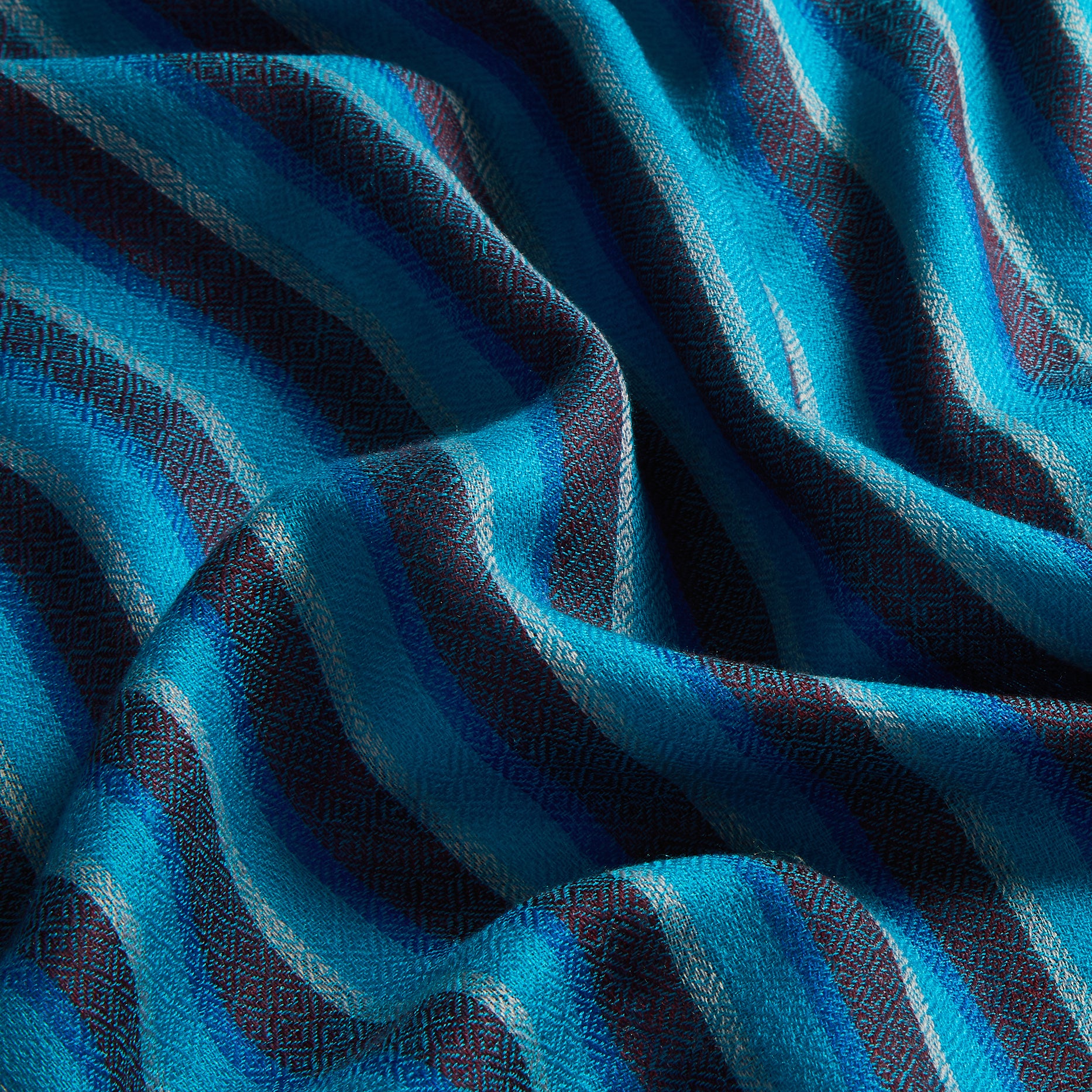 Sapphire Finest Cashmere Stole