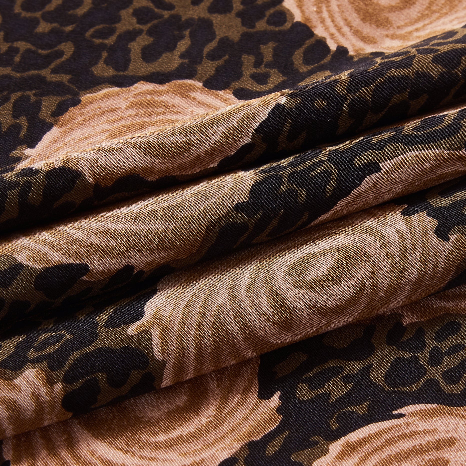 Silk Spiral Roseyte Pocket Square